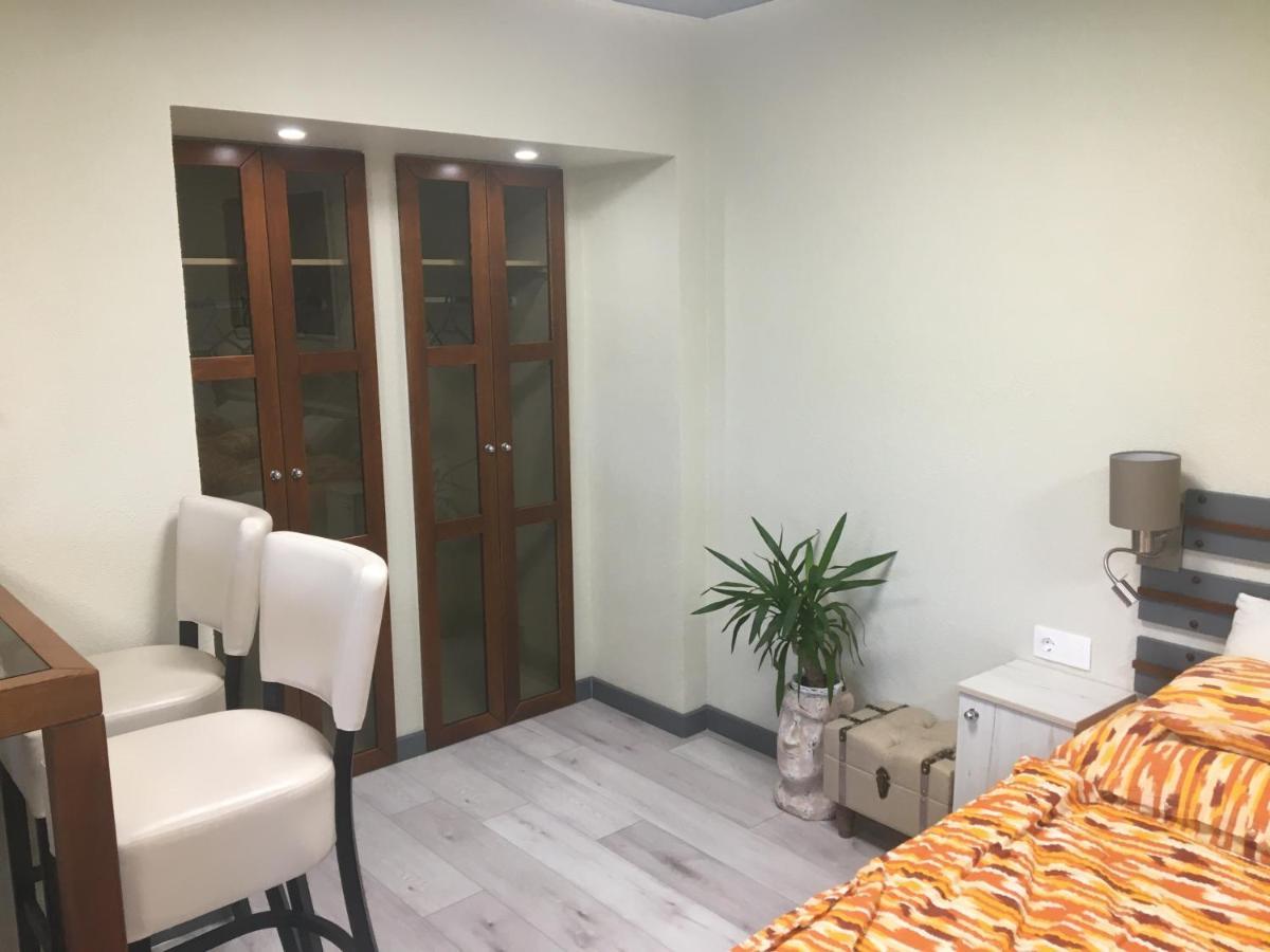 E 14 Aparthotel Berekfürdő Екстериор снимка